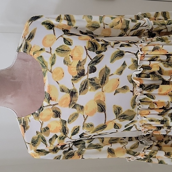 Mishca Size S Lemon / Citrus Babydoll Style Blouse, Sheer, Bell Sleeve, EUC - Picture 3 of 12